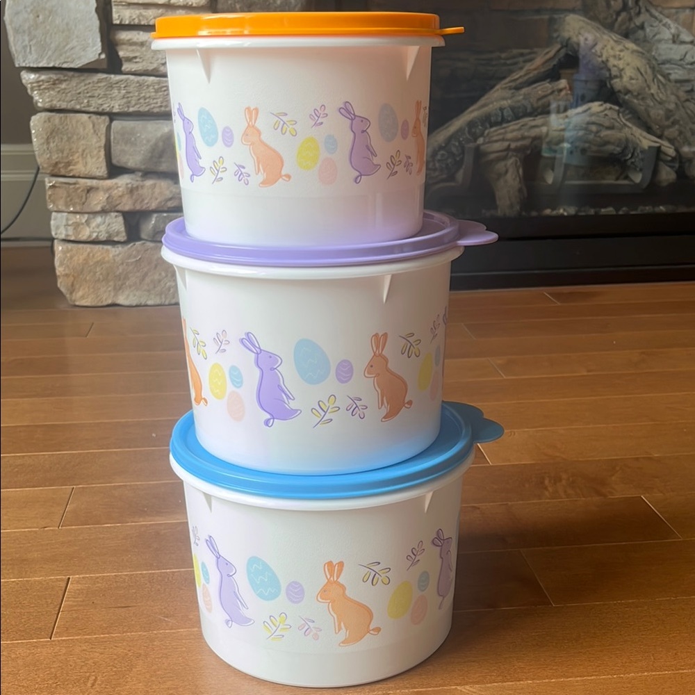 Tupperware Containers 3 piece set - Picture 2 of 6